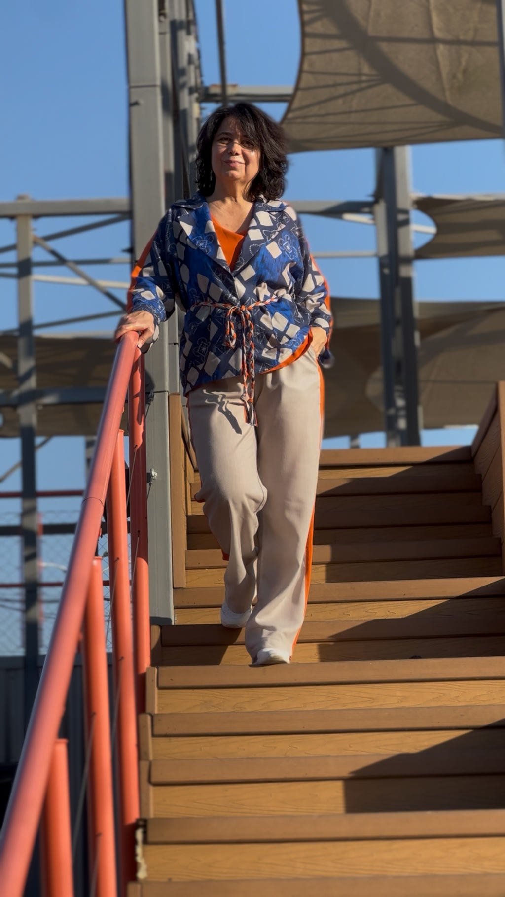 Three-piece suit: top, trousers, jacket