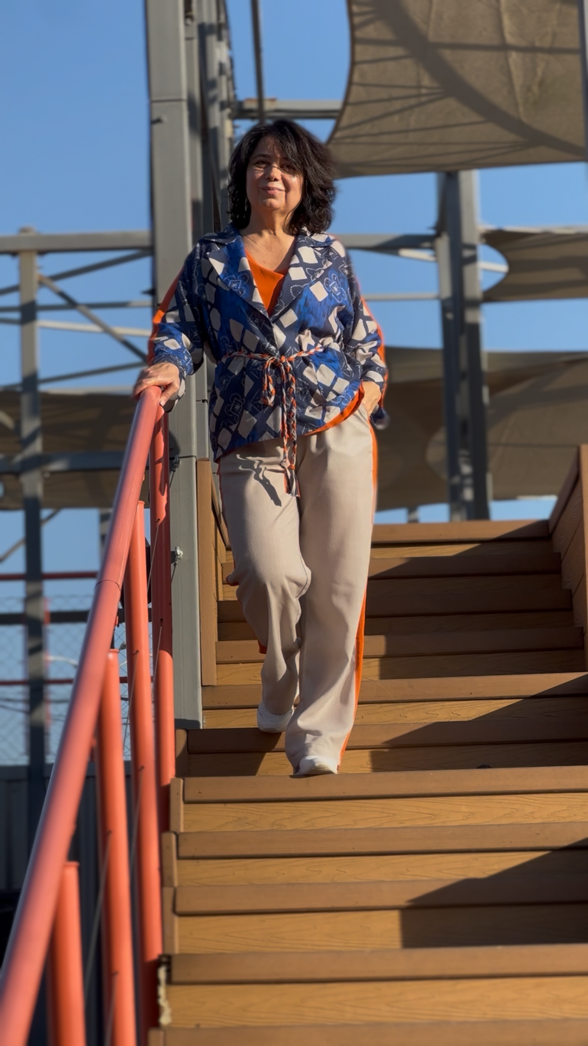 Three-piece suit: top, trousers, jacket