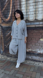 Two-piece striped suit: harem pants + jacket